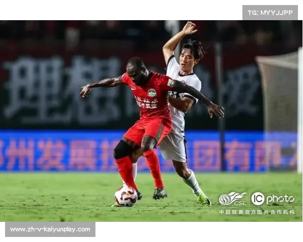 河南队阿奇姆彭勉强战平梅州客家莫里斯精彩进球平局收官